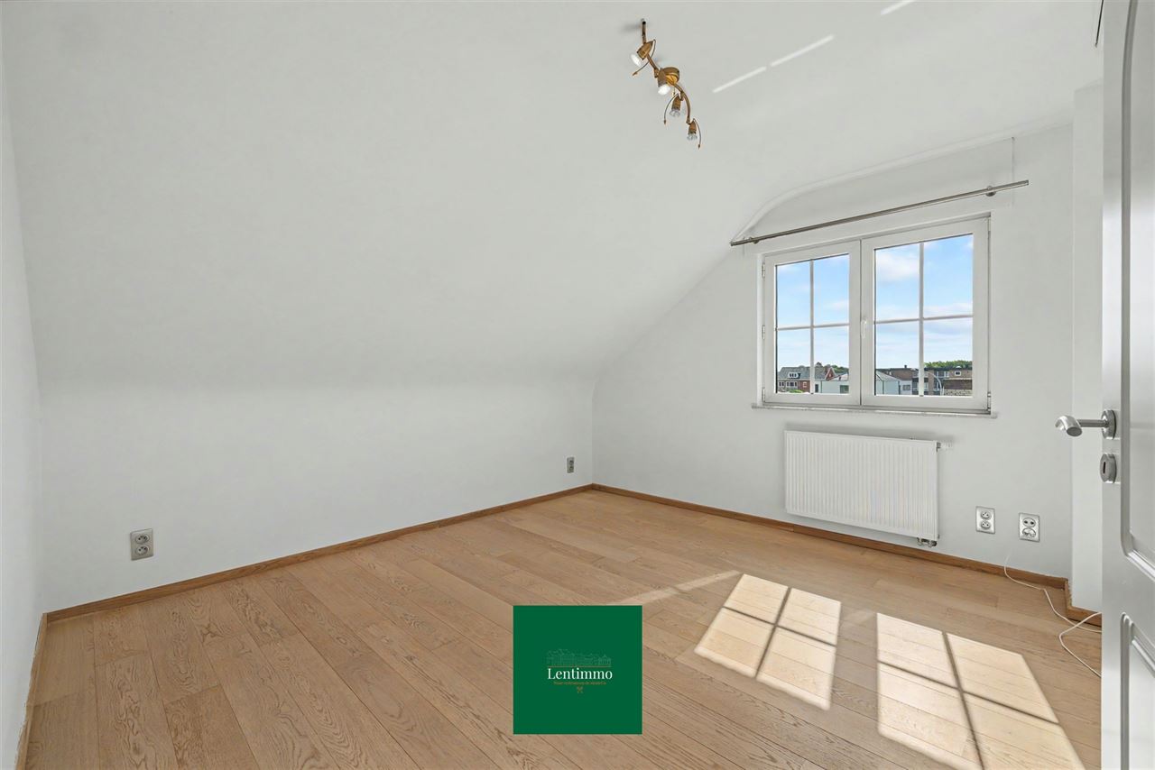 Riant handelshuis (340m2) op toplocatie te Londerzeel