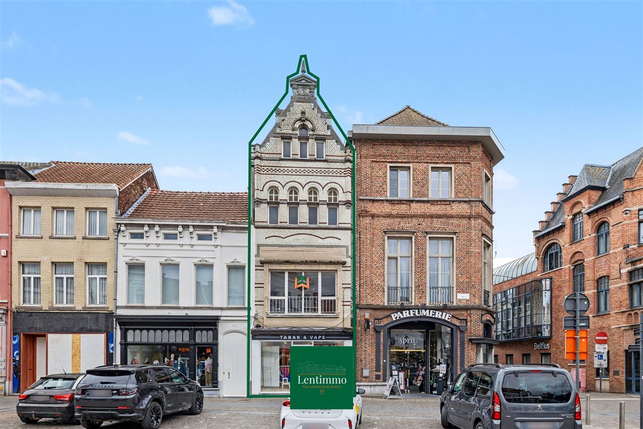 handelspand met woonst op de Markt van Lokeren