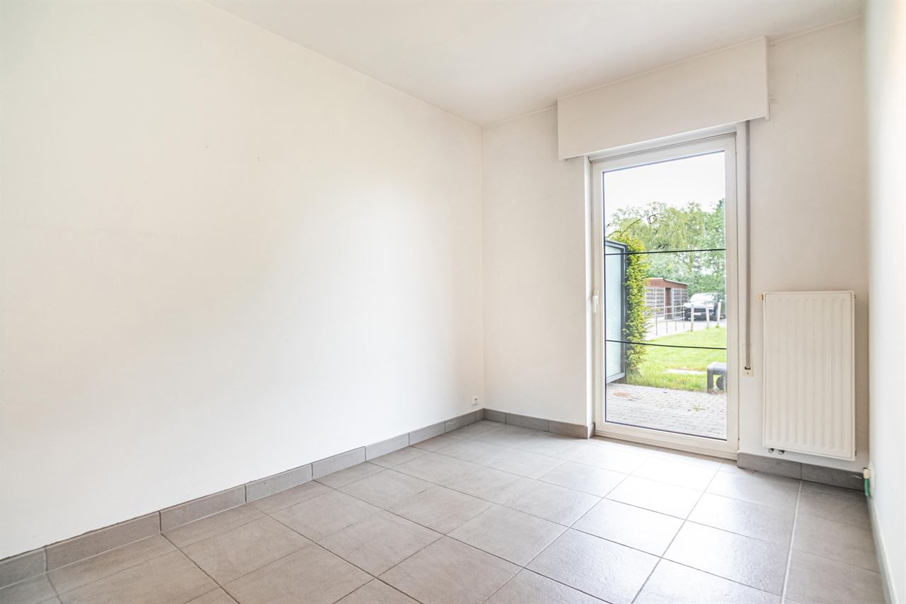 Gelijkvloerse verInstapklaar gelijkvloers appartement met privatieve tuindieping