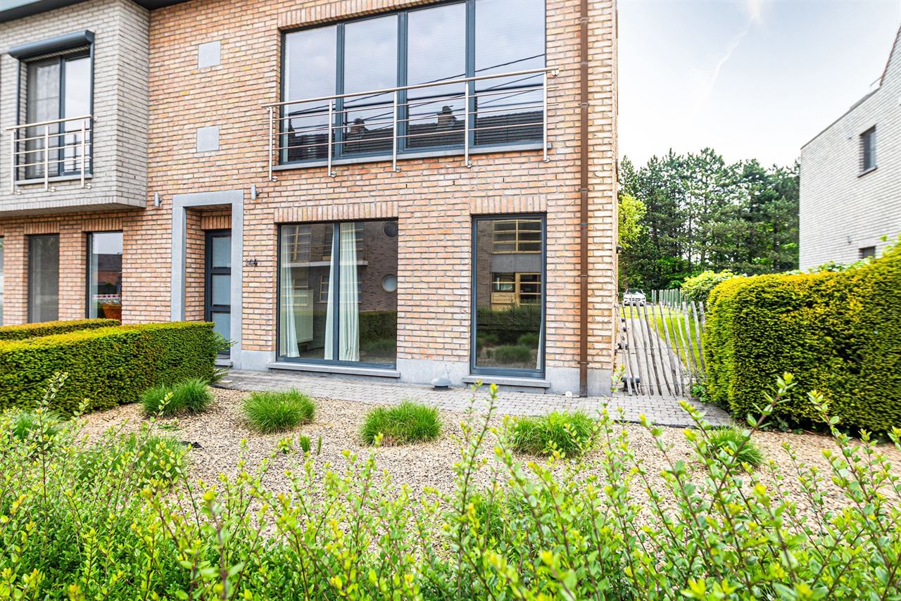 Gelijkvloerse verInstapklaar gelijkvloers appartement met privatieve tuindieping
