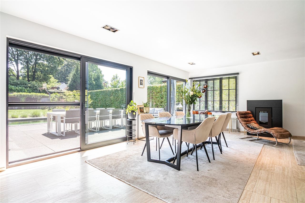 Exclusieve villa met verwarmde zwemvijver in Schilde-Bergen