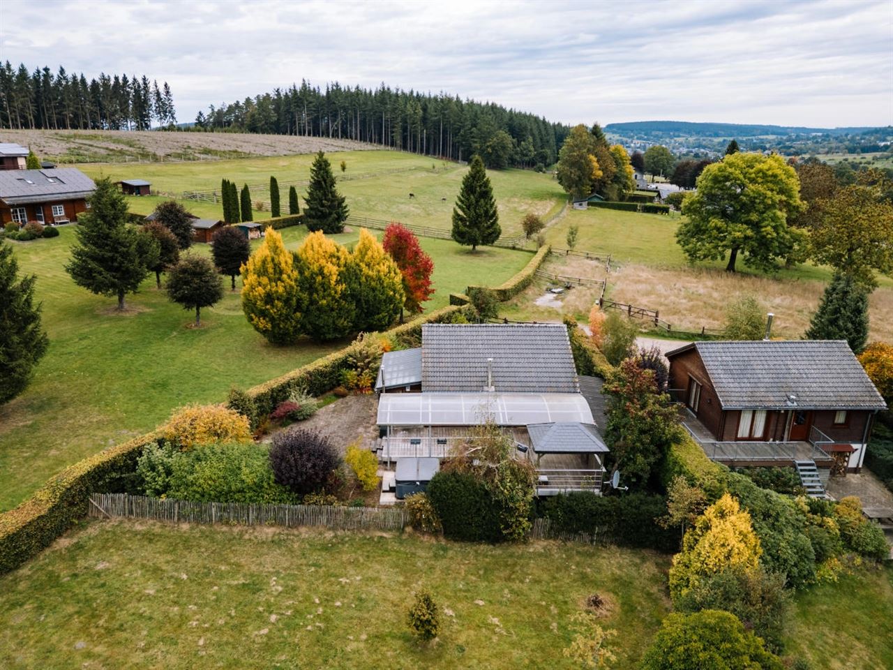 Charmante vakantiewoning op 2.801 m² aan de bosrand in Recht