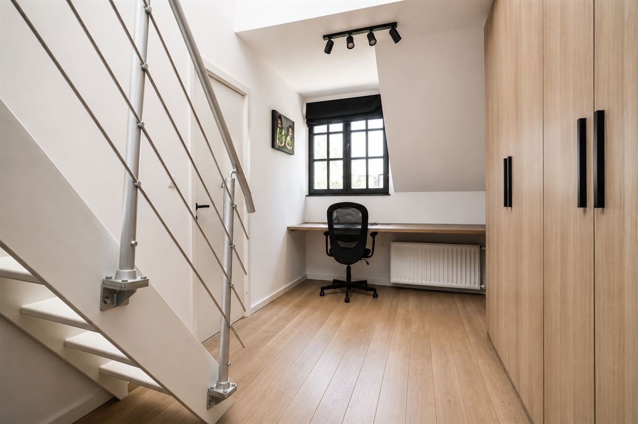 Exclusieve villa met verwarmde zwemvijver in Schilde-Bergen
