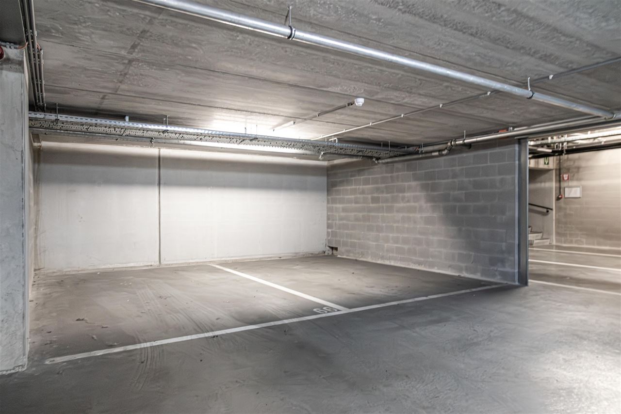 Lichtrijk gelijkvloers appartement met terras en tuinzicht