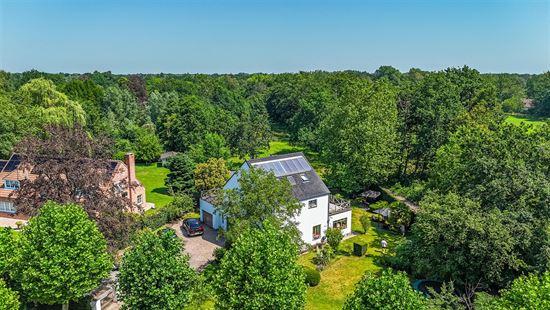 Ruime villa met zwembad en panoramische vergezichten