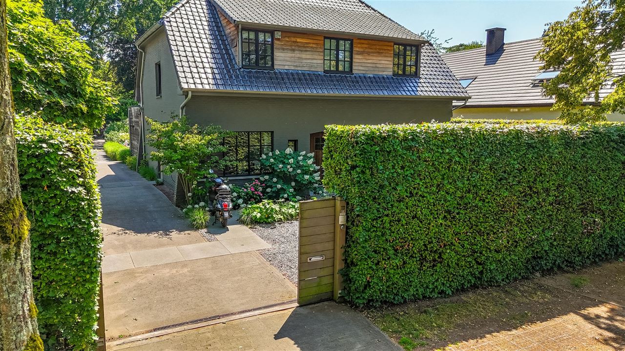 Exclusieve villa met verwarmde zwemvijver in Schilde-Bergen
