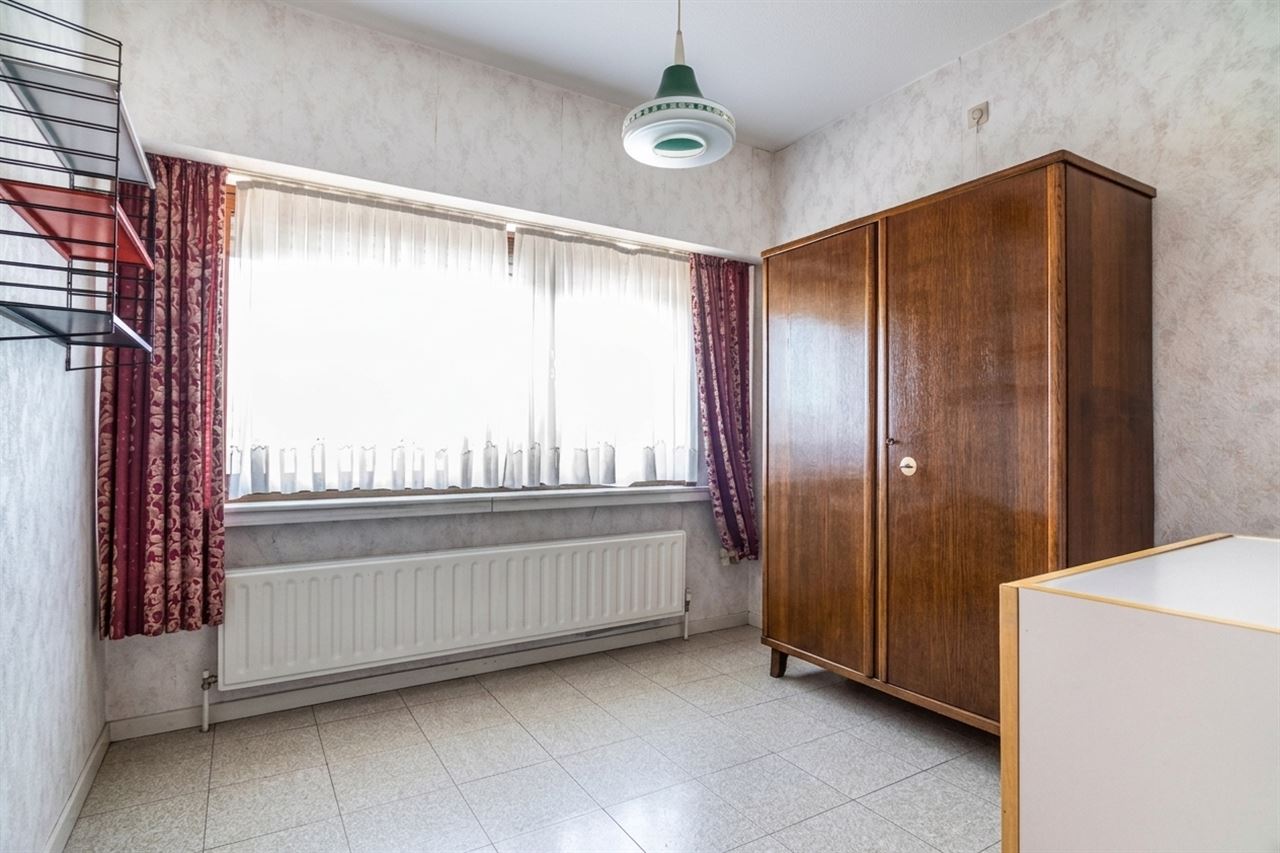 Statige woning met vrij uitzicht & vergund bijgebouw