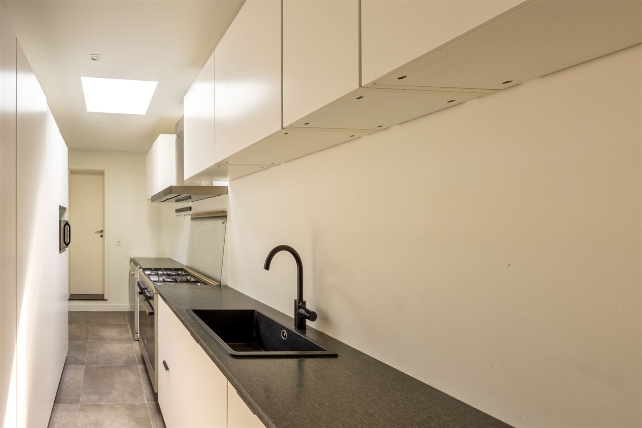Lichtrijke, gerenoveerde woning in Boom