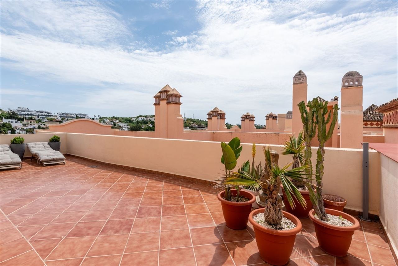 Duplex penthouse in Estepona