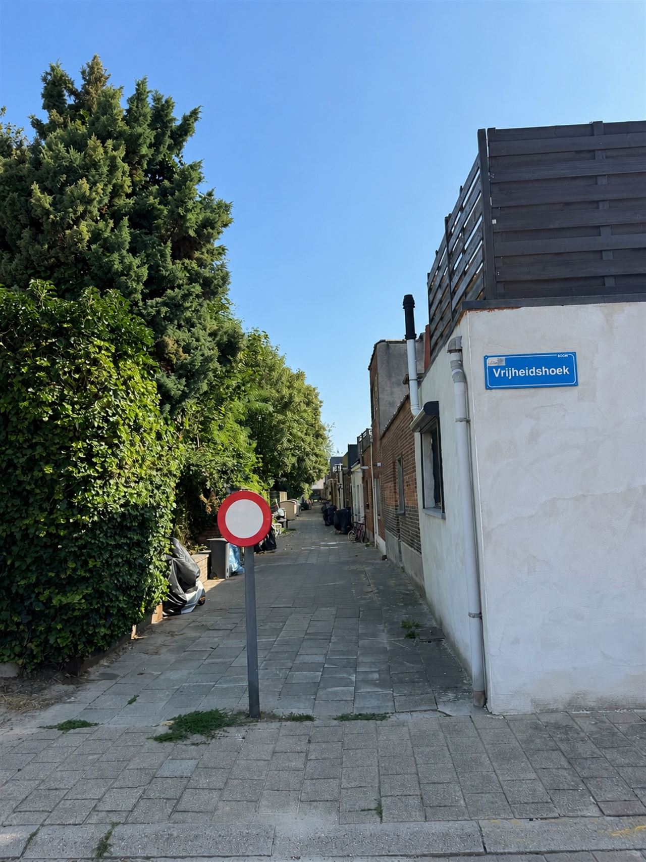 Lichtrijke, gerenoveerde woning in Boom