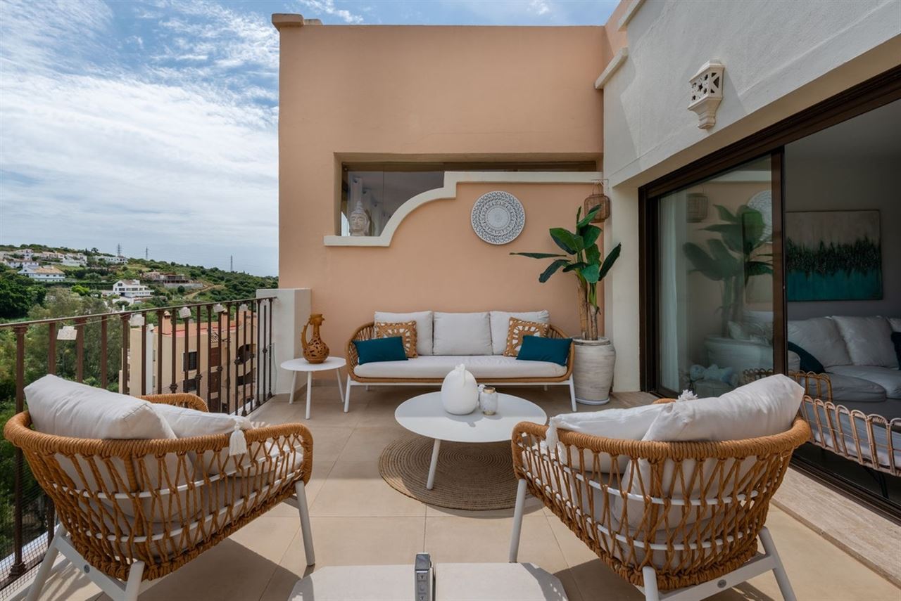Duplex penthouse in Estepona