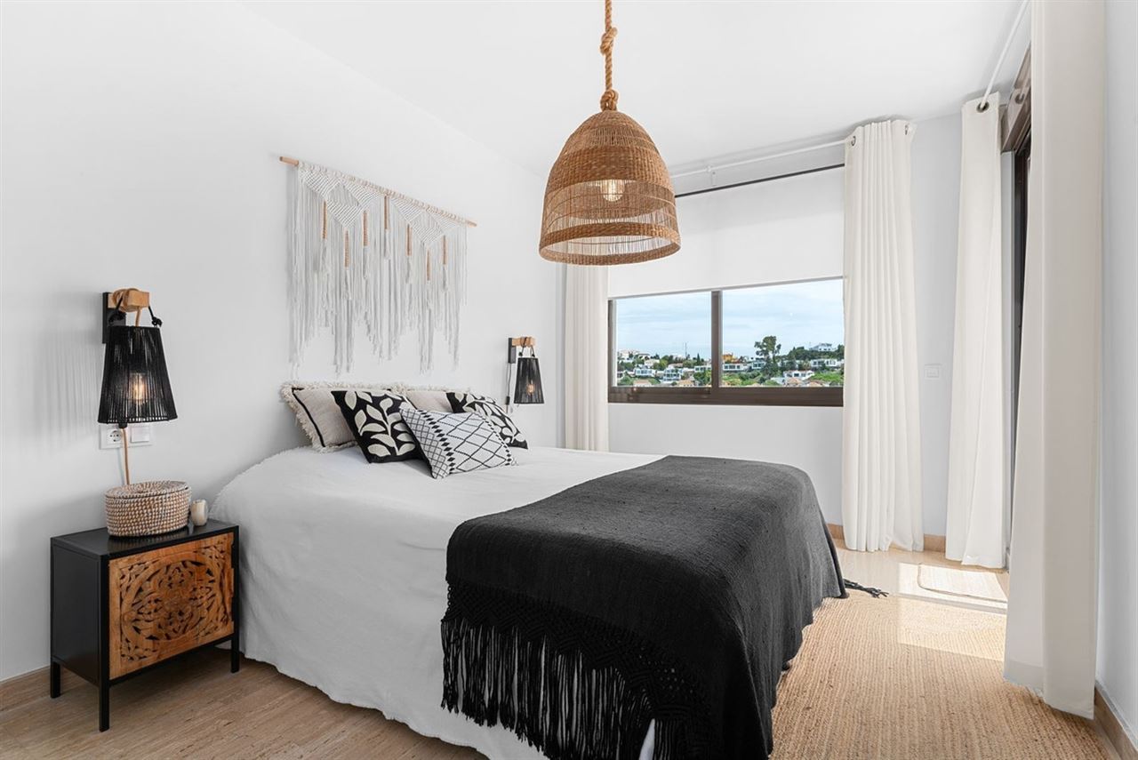 Duplex penthouse in Estepona