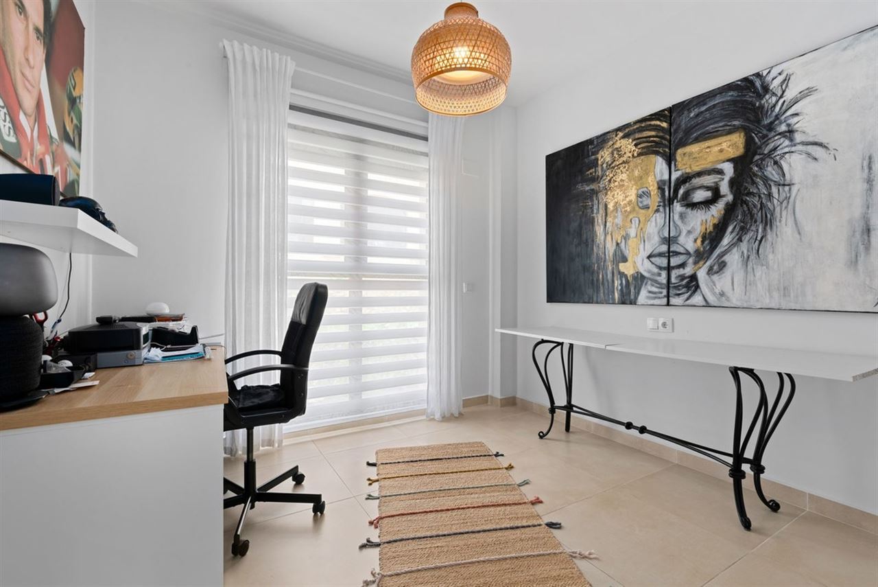 Duplex penthouse in Estepona
