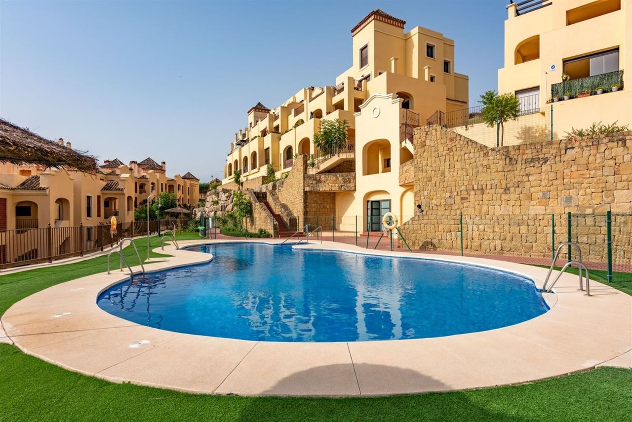 Duplex penthouse in Estepona