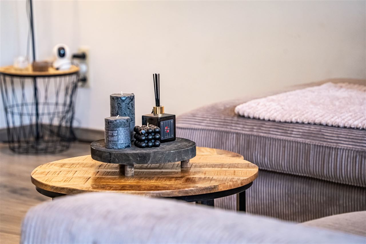 Fris instapklaar 3-slpk appartement met garage inbegrepen