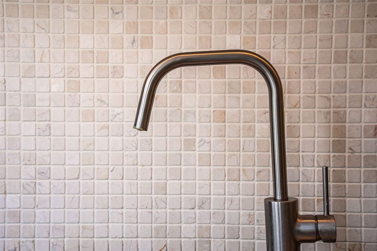 Fris instapklaar 3-slpk appartement met garage inbegrepen