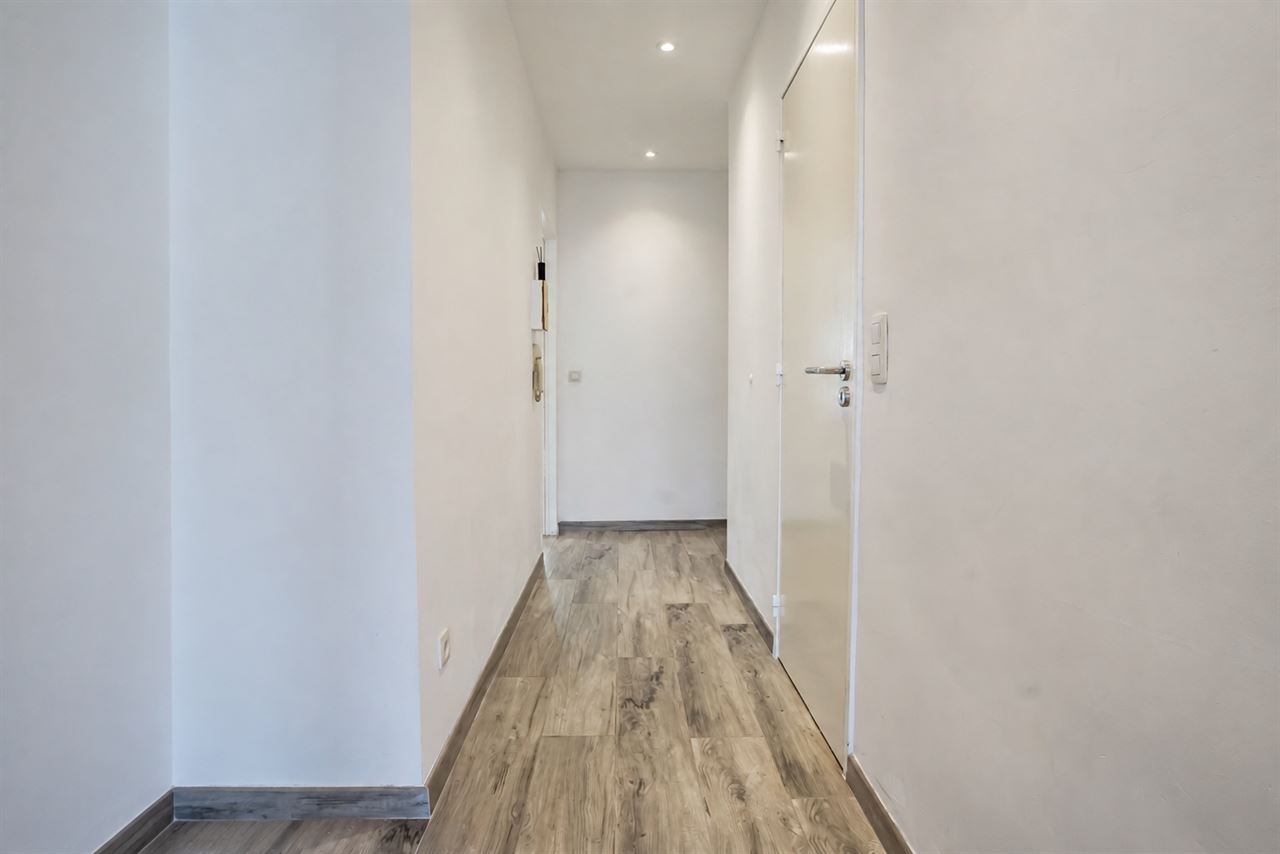 Fris instapklaar 3-slpk appartement met garage inbegrepen