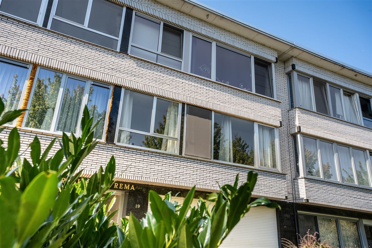 Fris instapklaar 3-slpk appartement met garage inbegrepen