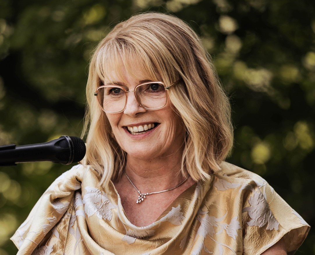 Christine De Belder