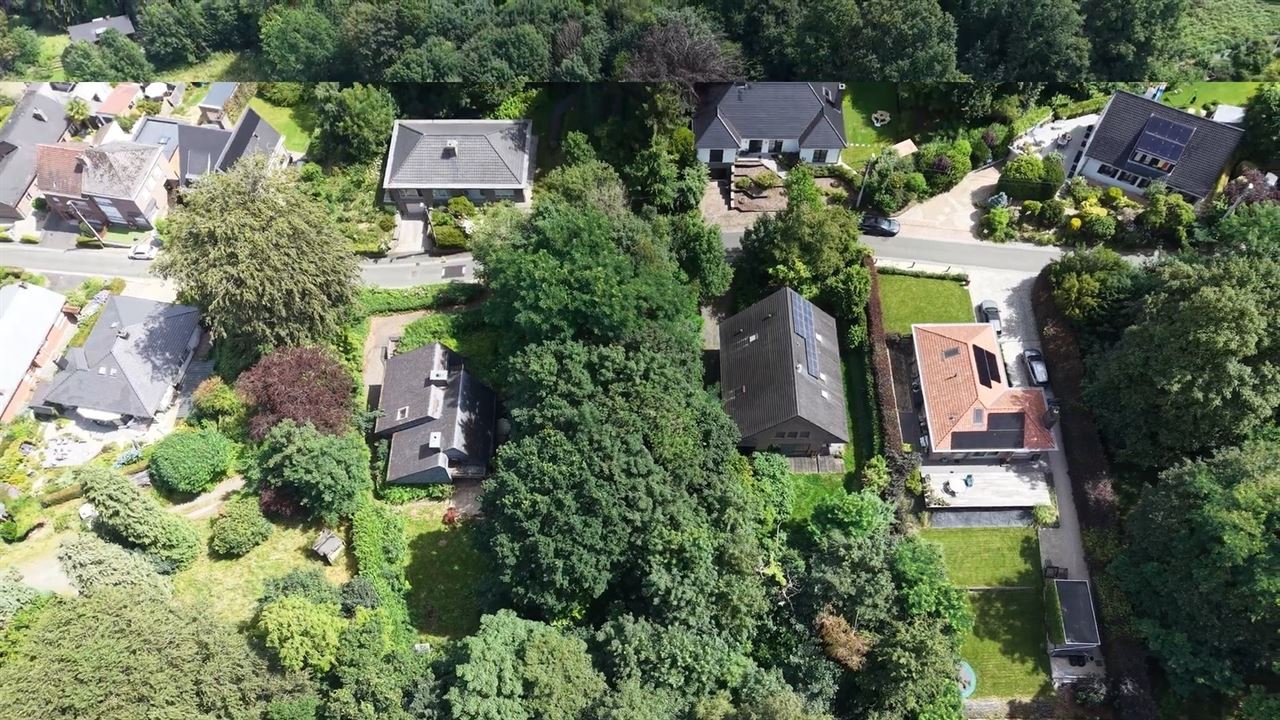 Bouwgrond voor open bebouwing — 1.054 m²