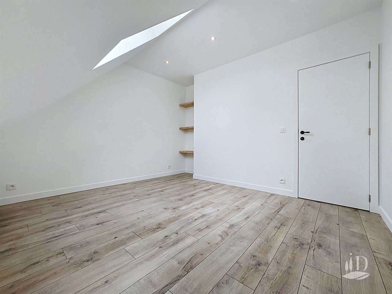 Volledig nieuwe gerenoveerd woning epc B