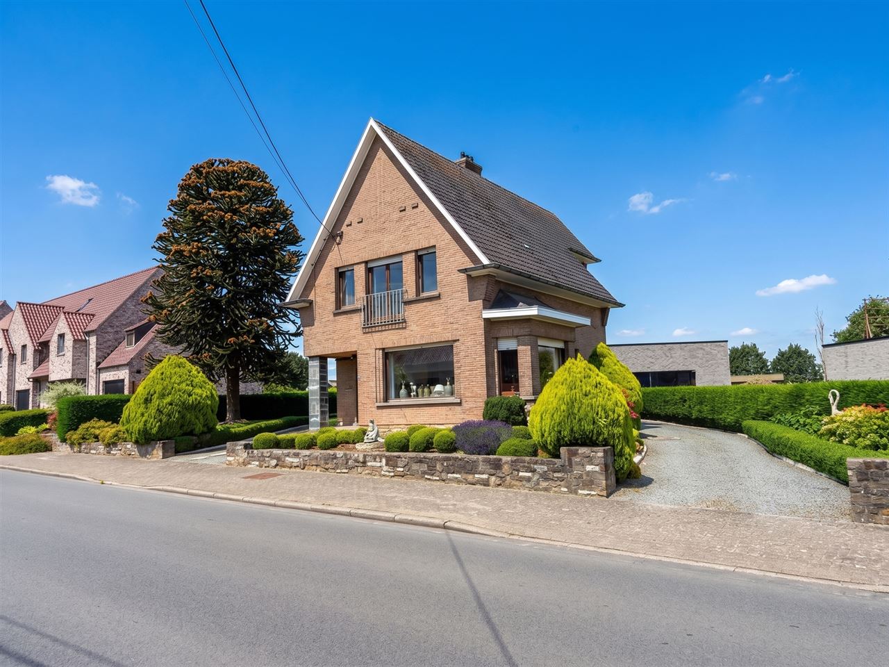 Karaktervolle woning met 4 slaapkamers en mooie tuin