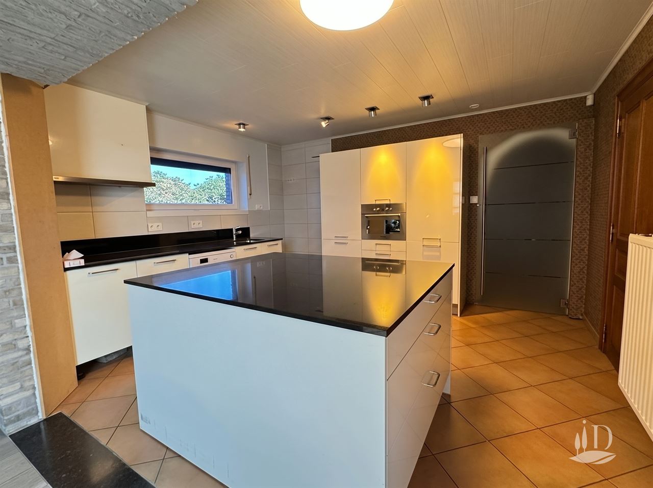 Commercieel pand met woning epc B