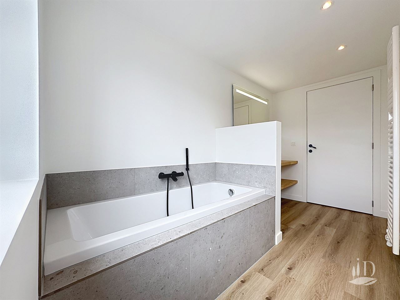 Volledig nieuwe gerenoveerd woning epc B