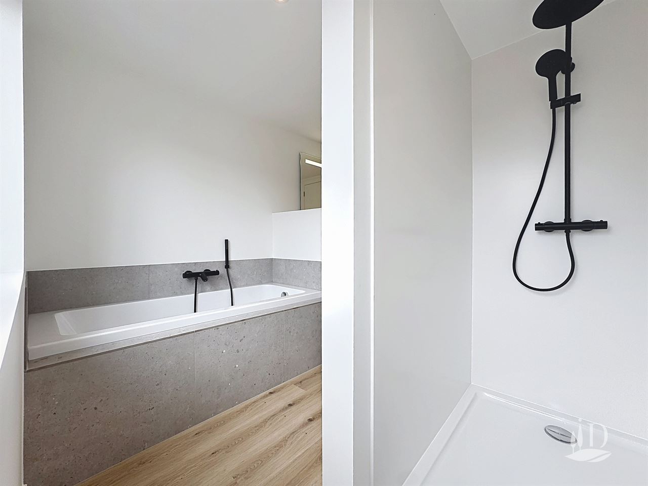 Volledig nieuwe gerenoveerd woning epc B