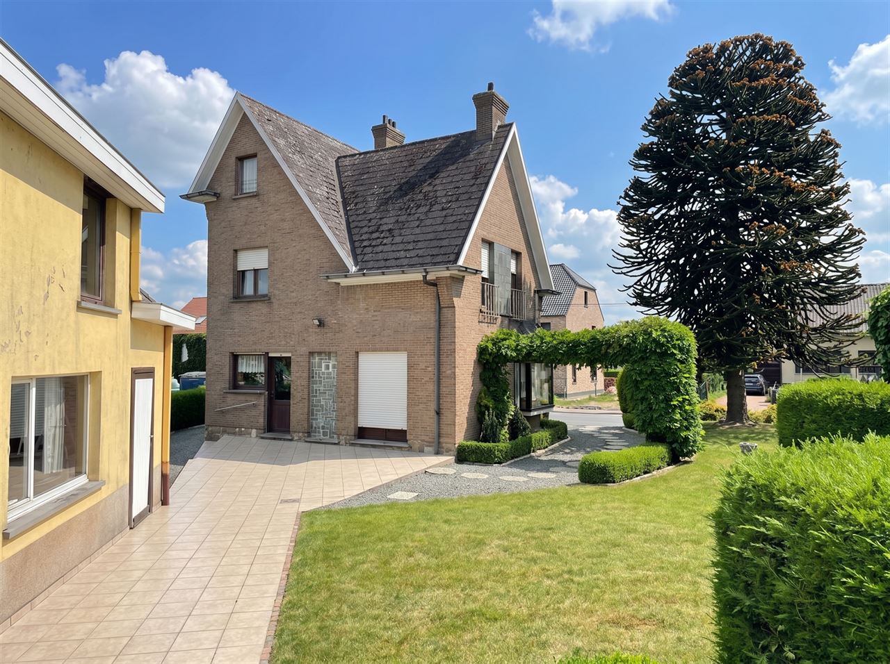 Karaktervolle woning met 4 slaapkamers en mooie tuin