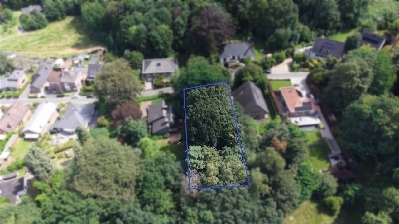 Bouwgrond voor open bebouwing — 1.054 m²
