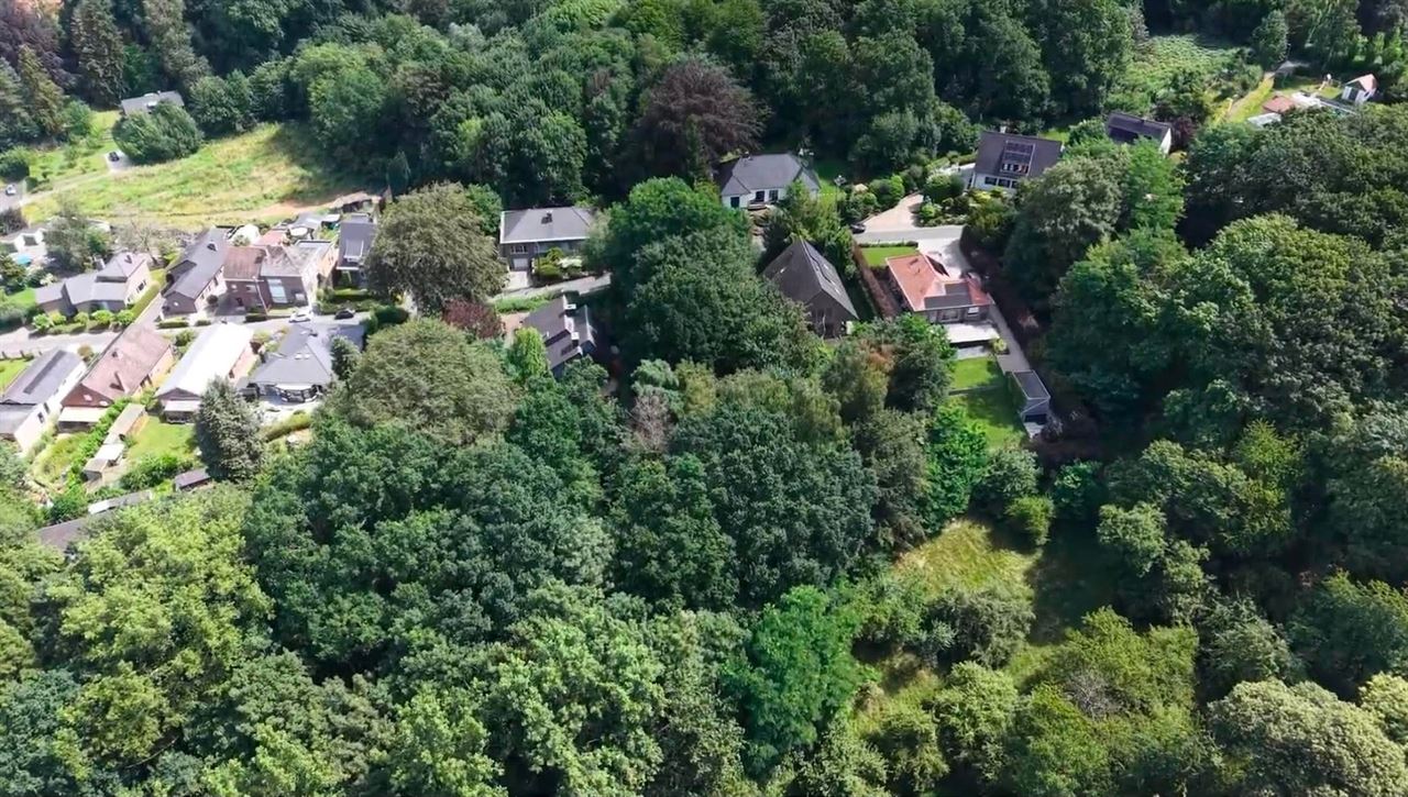 Bouwgrond voor open bebouwing — 1.054 m²