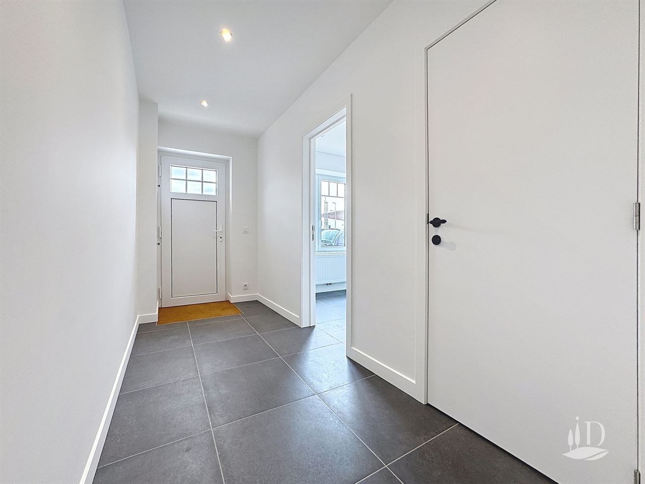 Volledig nieuwe gerenoveerd woning epc B