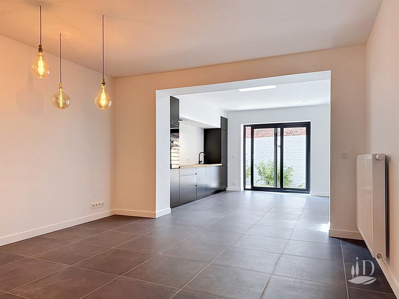 Volledig nieuwe gerenoveerd woning epc B
