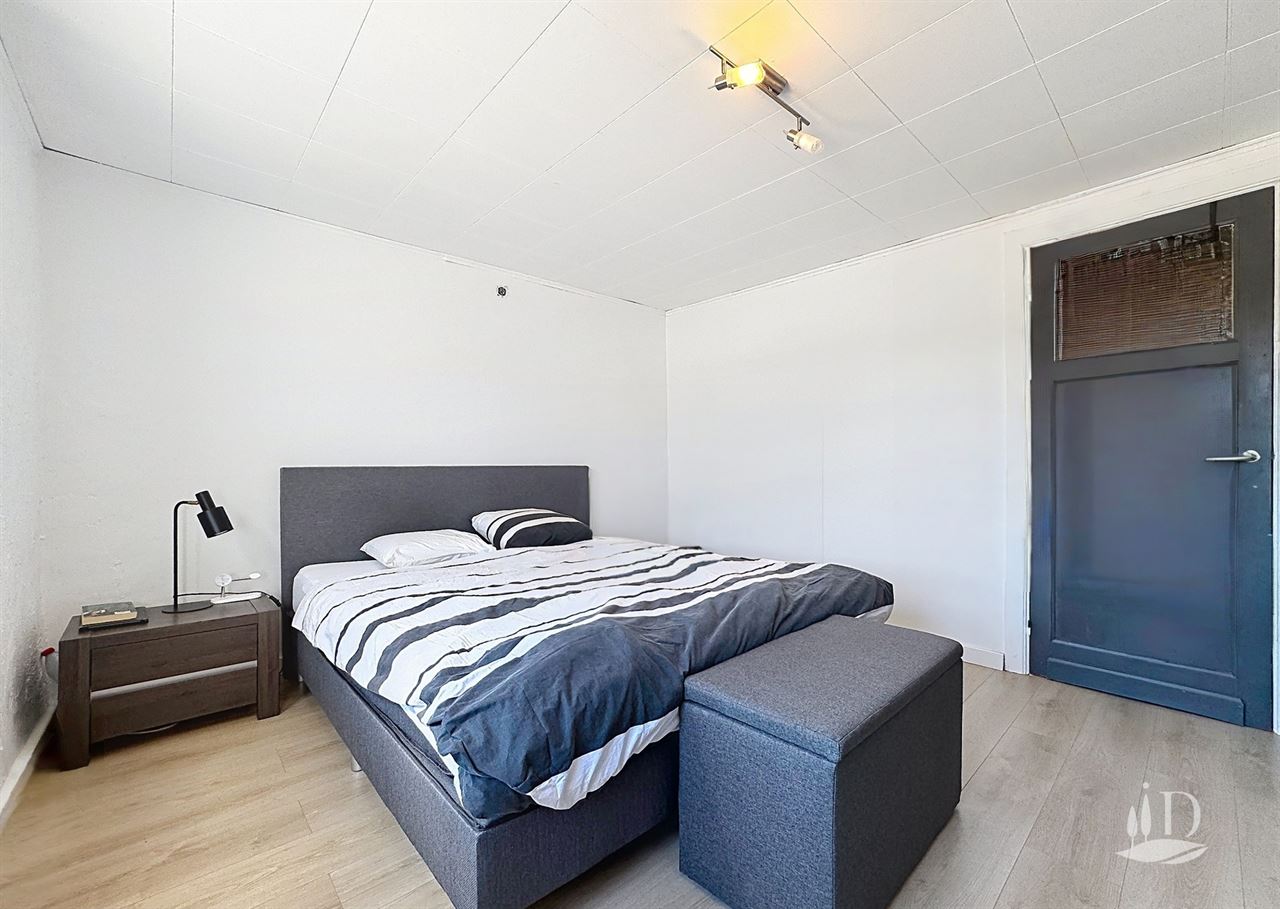 Maison offrant une vue imprenable et un grand jardin
