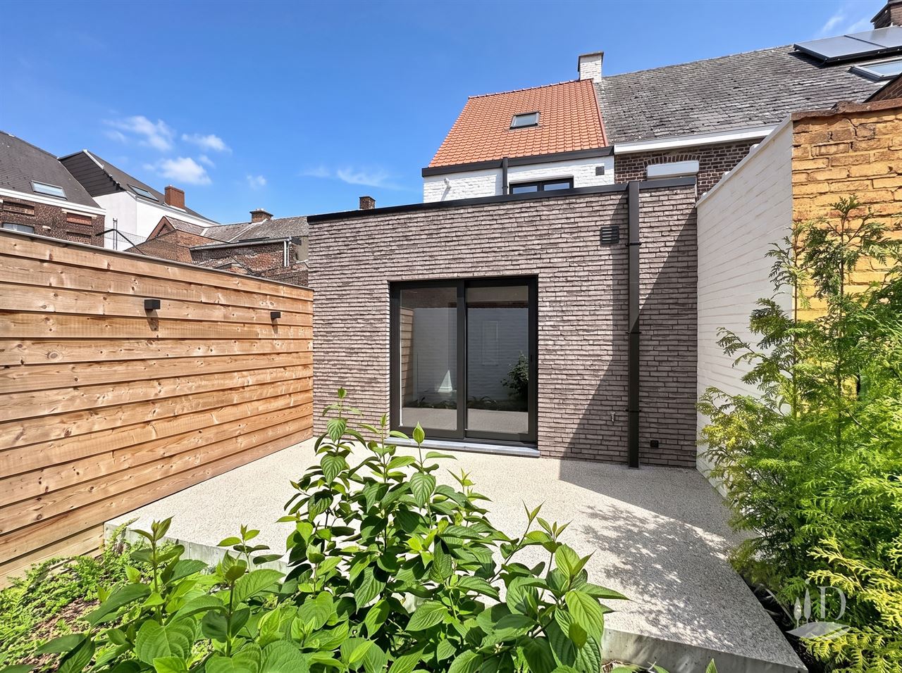Volledig nieuwe gerenoveerd woning epc B