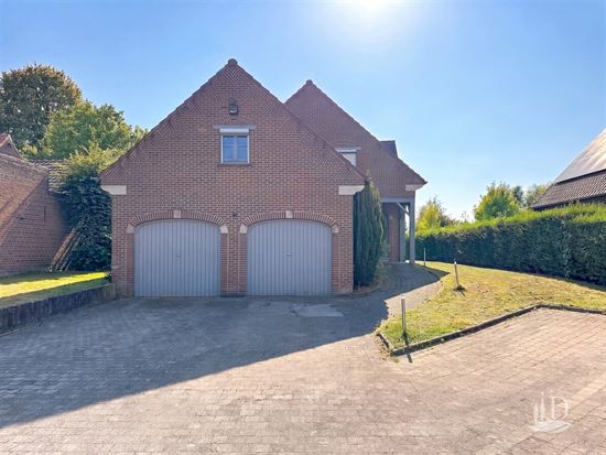 Rustig gelegen open bebouwing met zwemvijver – EPC B