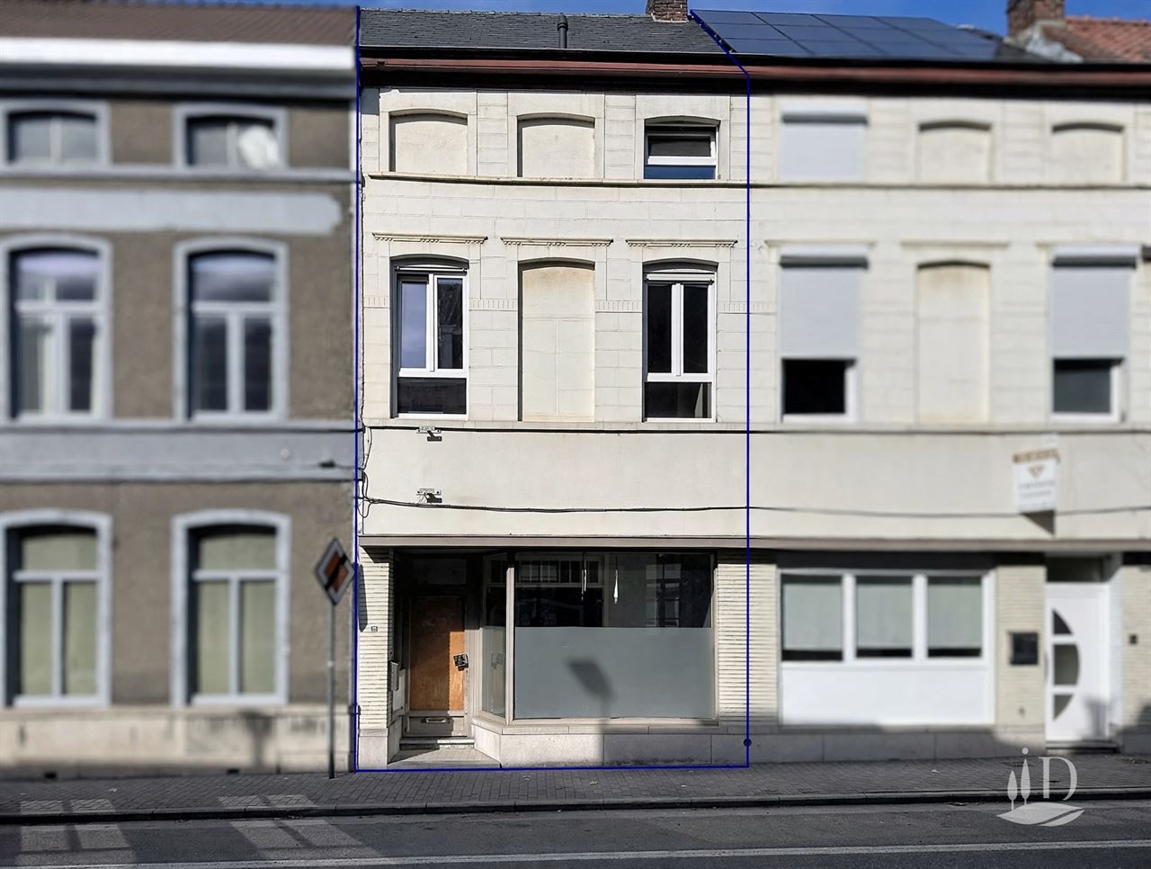 Grande maison à rénover, 5 chambres et jardin