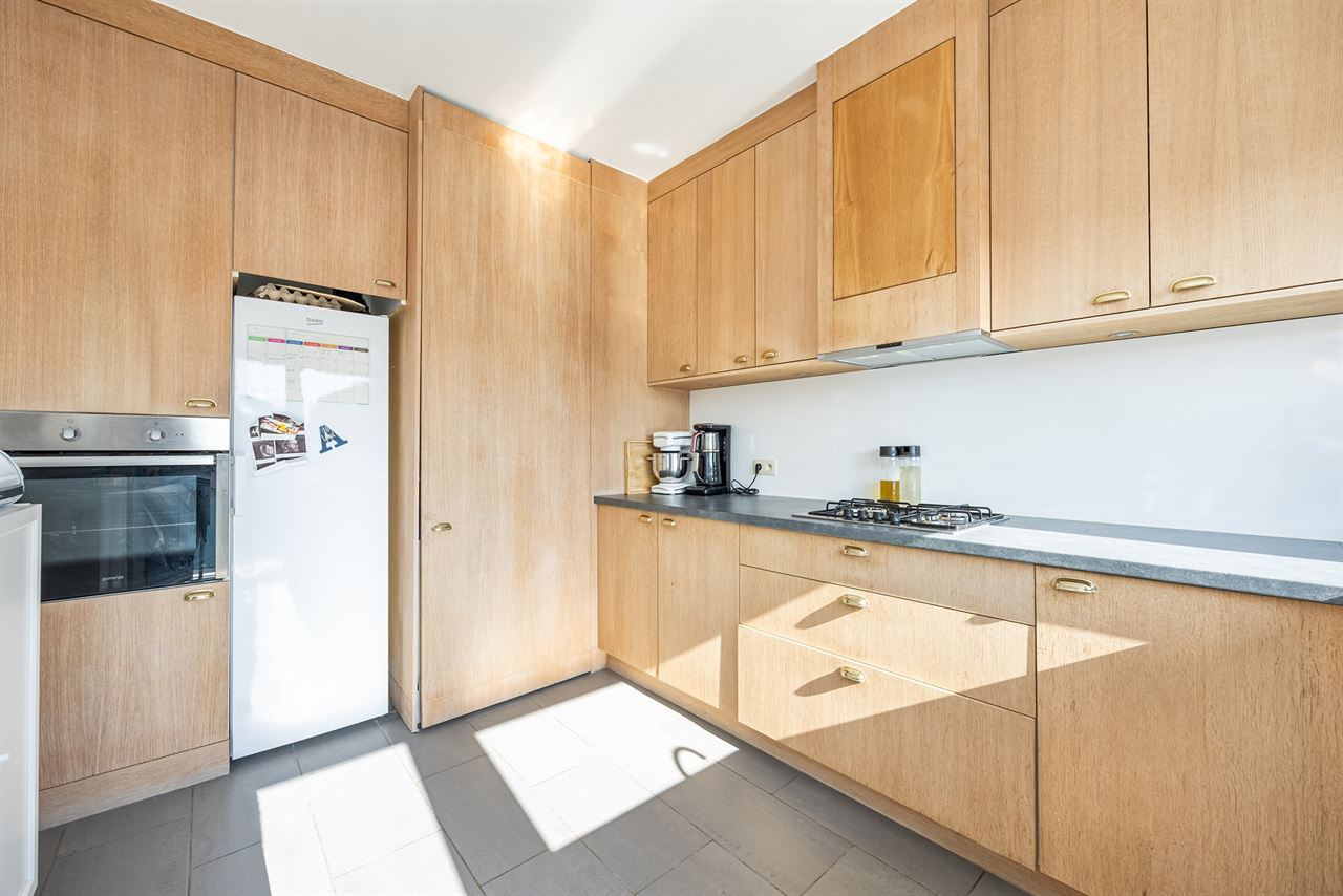 Ruim 3-slaapkamerappartement op toplocatie