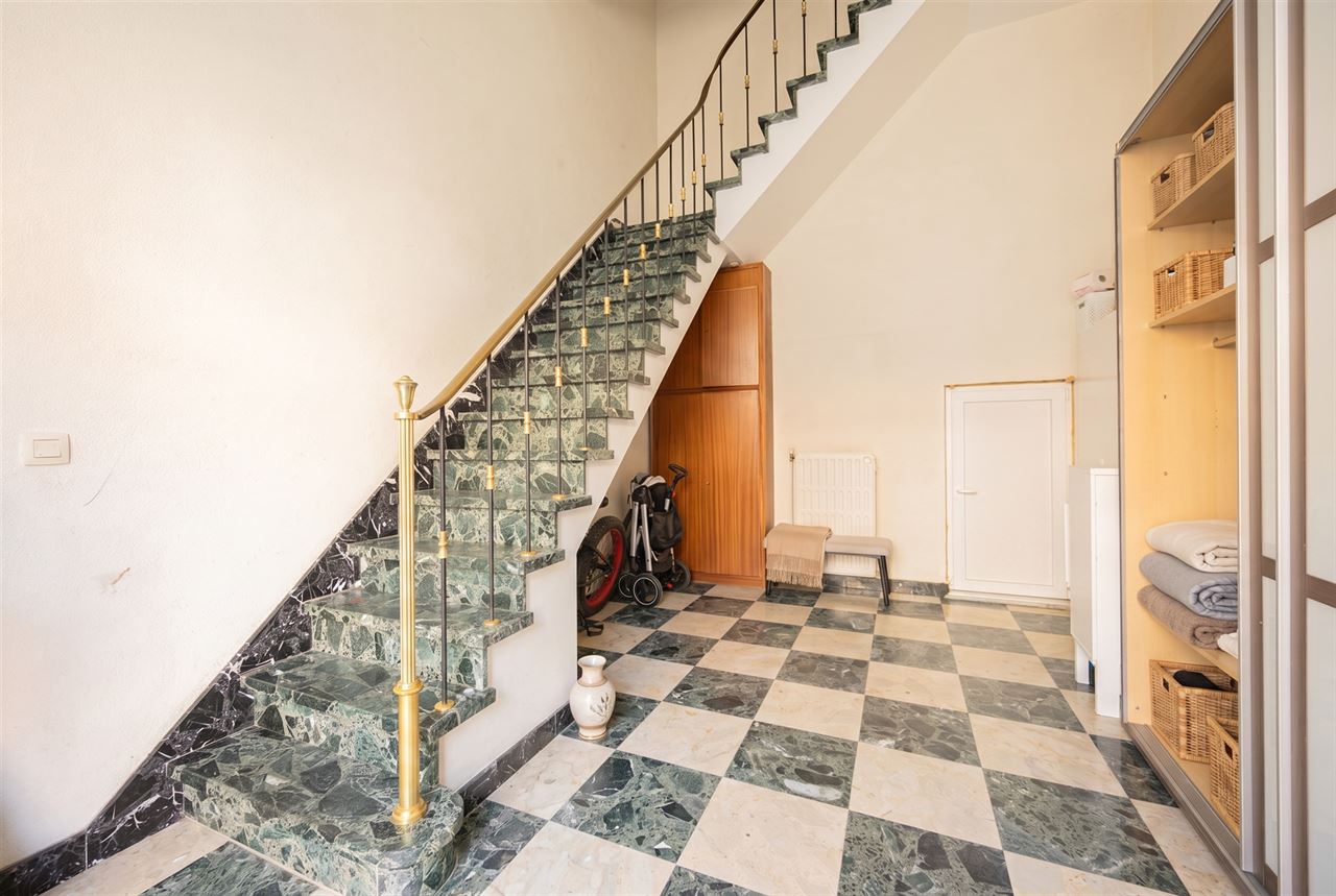 Ruim 3-slaapkamerappartement op toplocatie