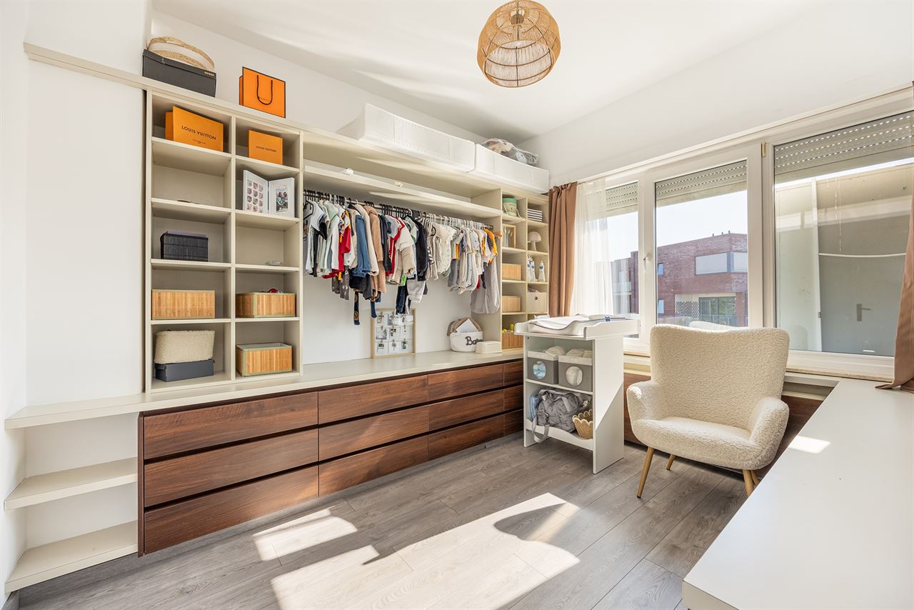 Ruim 3-slaapkamerappartement op toplocatie