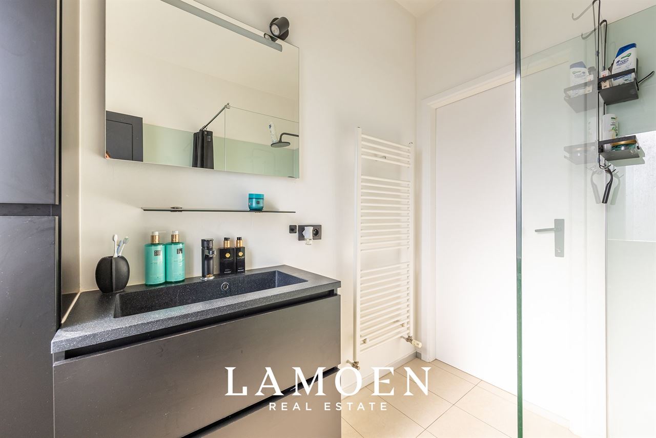 Ruim 3-slaapkamerappartement op toplocatie