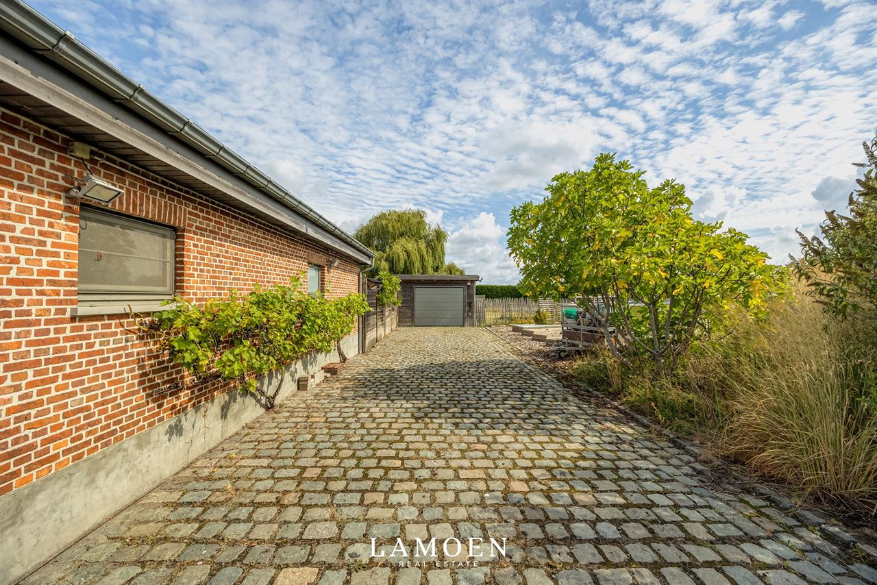 Vrijstaande, energiezuinige woning met geweldige tuin