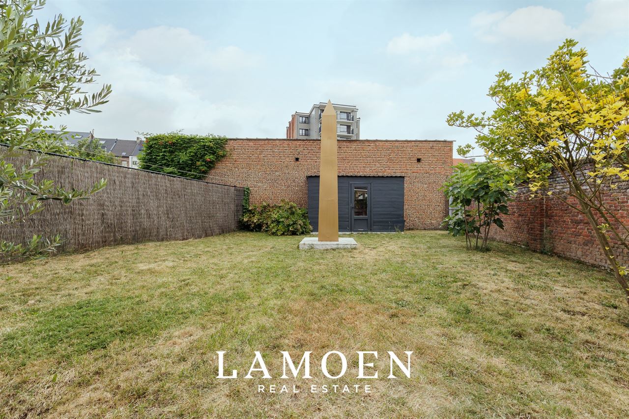 Uitzonderlijk groot gelijkvloersappartement op toplocatie