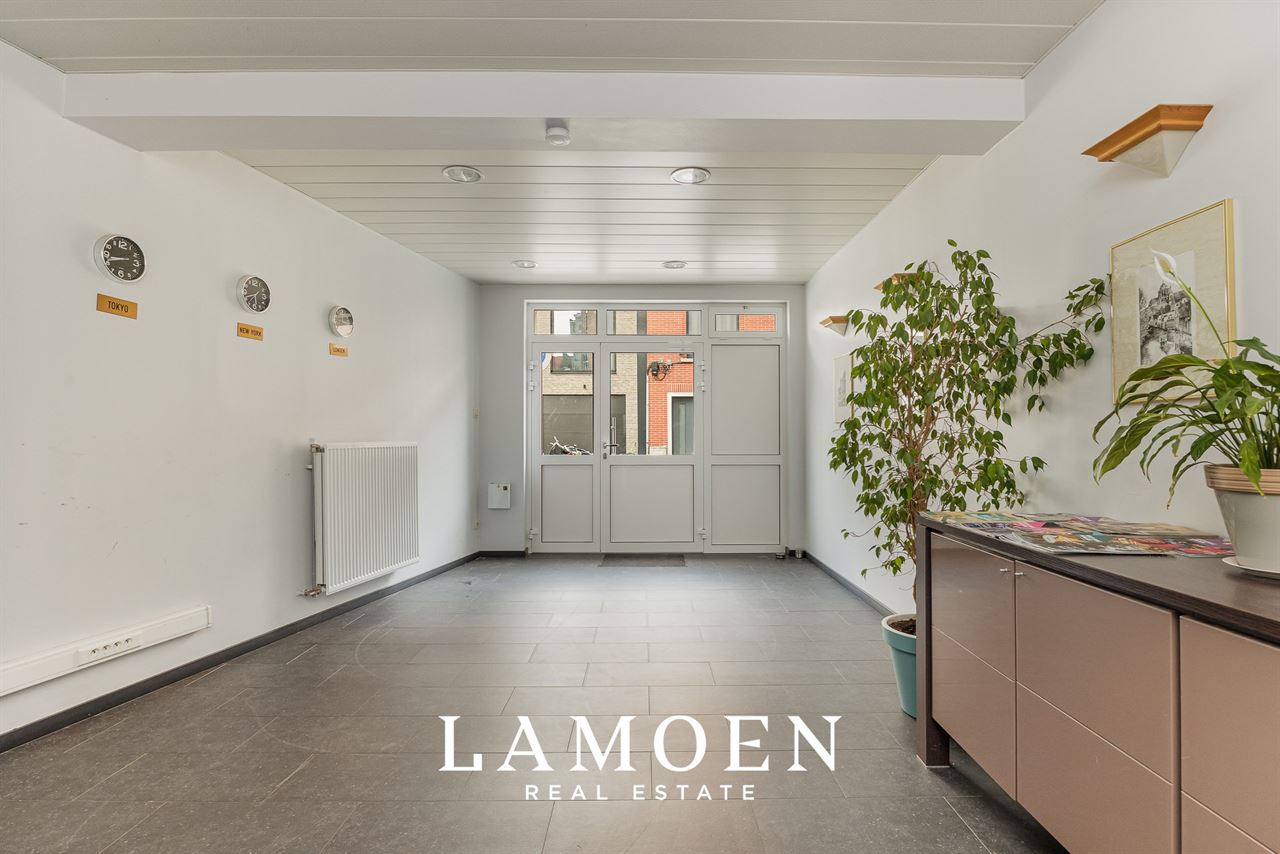 Uitzonderlijk groot gelijkvloersappartement op toplocatie
