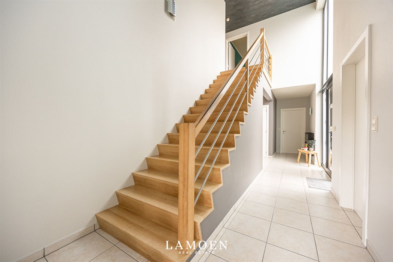 Ruime, vrijstaande woning op prachtige locatie