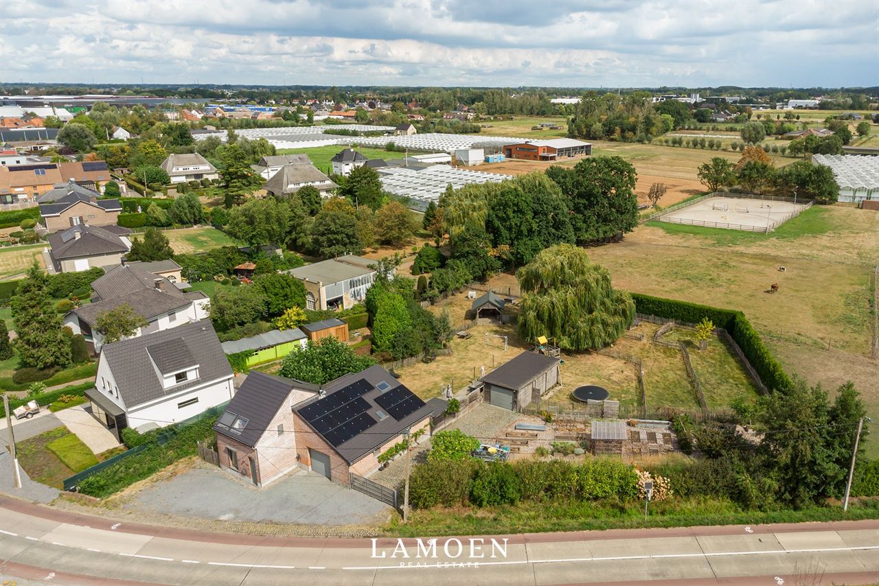 Vrijstaande, energiezuinige woning met geweldige tuin