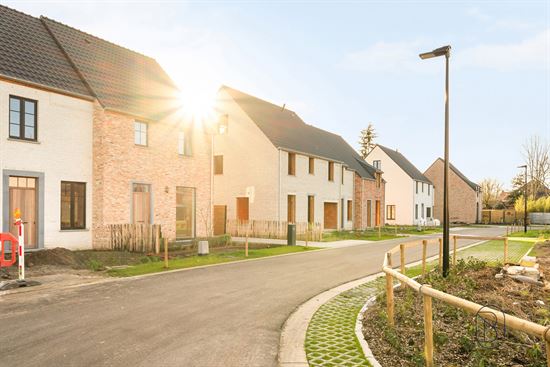 f3d811ab029544c1a5c74a9e81986dd8.jpg