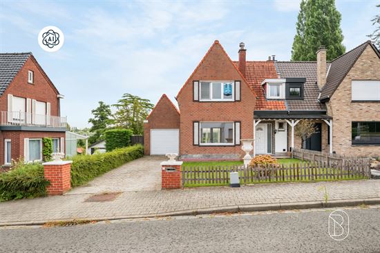 red-brick-house-front-exterior