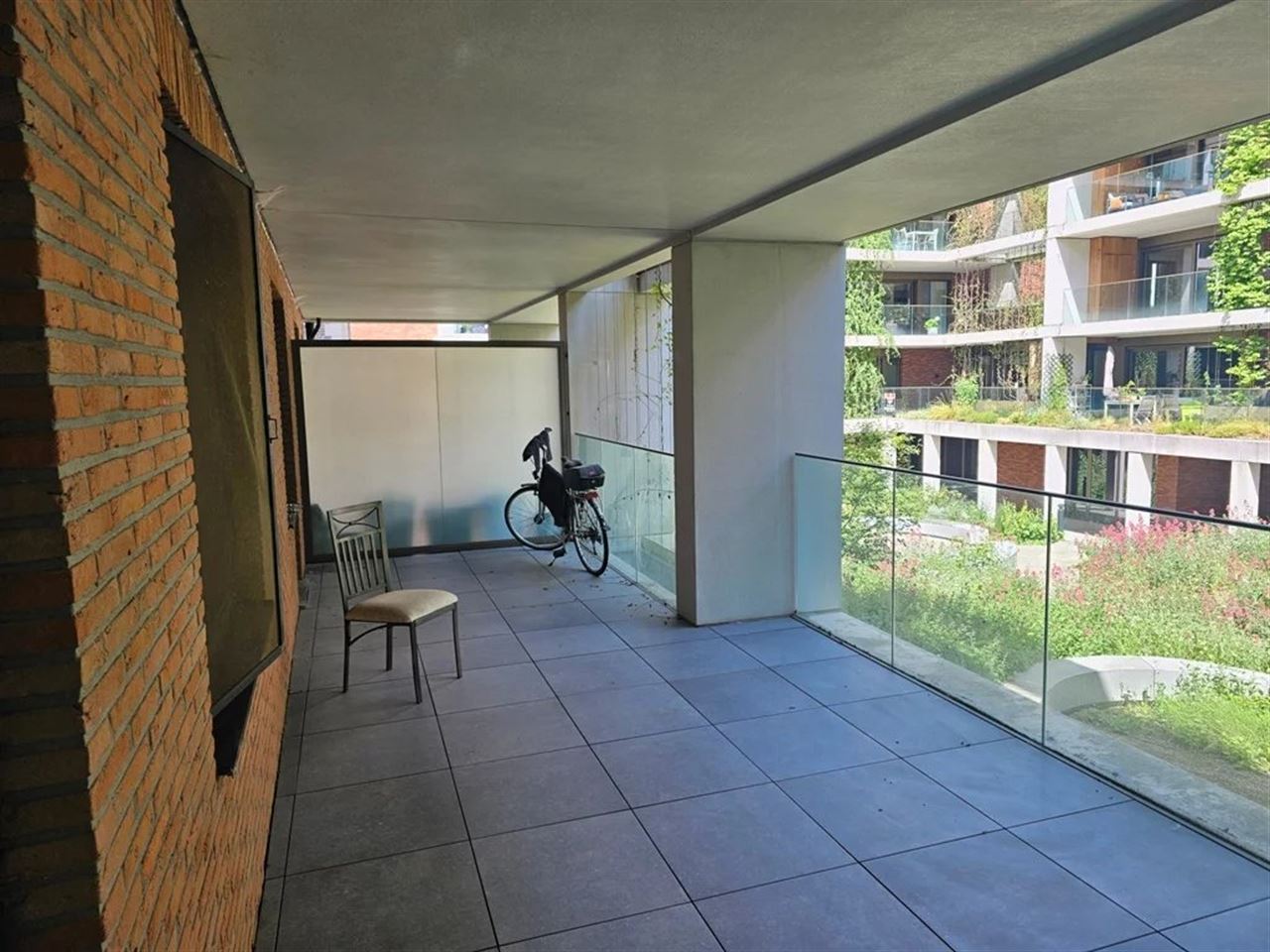 🏙️ Uniek appartement in hartje Hasselt met tal van mogelijkheden!